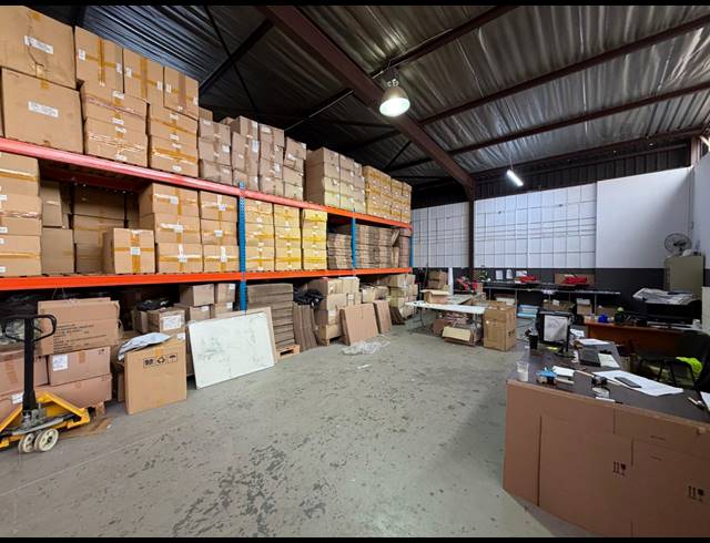 489M² WAREHOUSE TO LET IN HALFWAY HOUSE